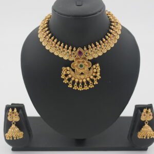 Adorn Timeless Elegance with Jadhtar Necklace Set