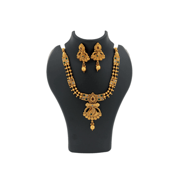 Elevate Your Style with Jadhtar Necklaces