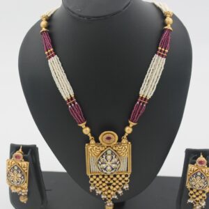 Captivating Jadhtar Necklace Set Highlights