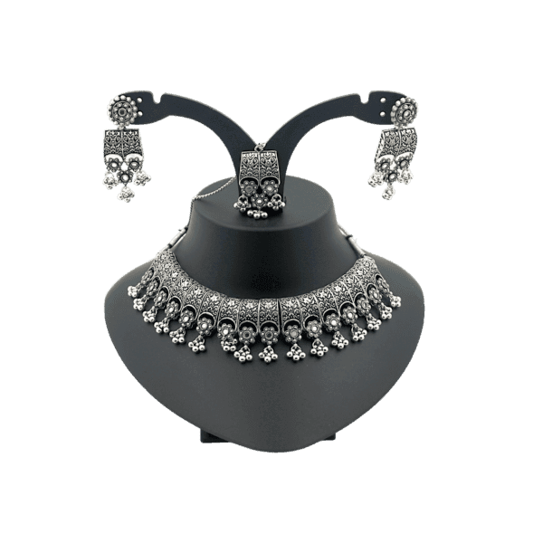 Oxidized Flower-Shaped with Maangtika Necklace Set