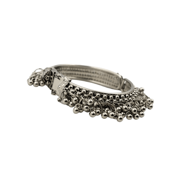 Sleek Oxidised Ghoongroo Bangle