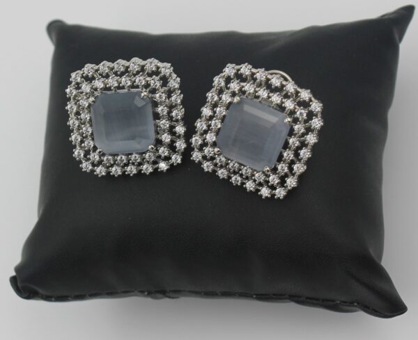 Gray Diamond Party Earrings: Timeless Elegance