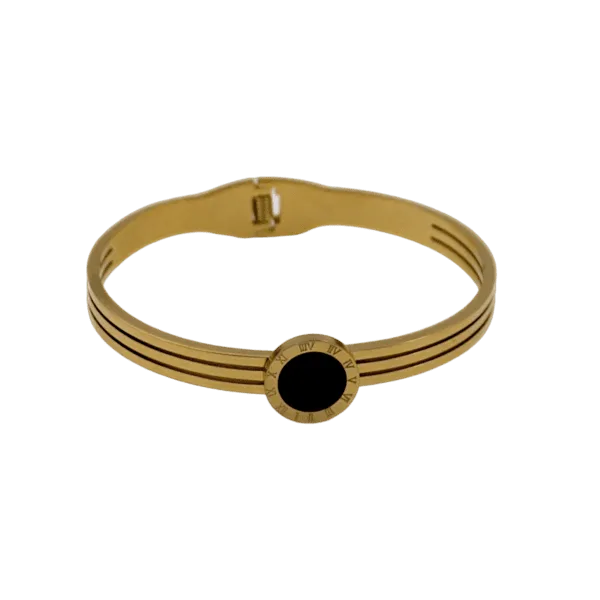 Adorn Your Wrist: Explore Our Bracelet Trends