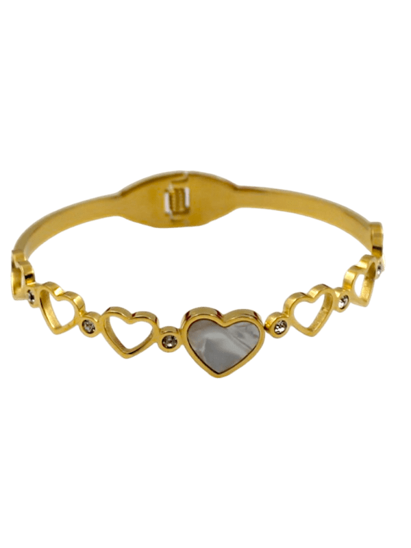 Wear Your Heart: Trendy Bracelet Adornments