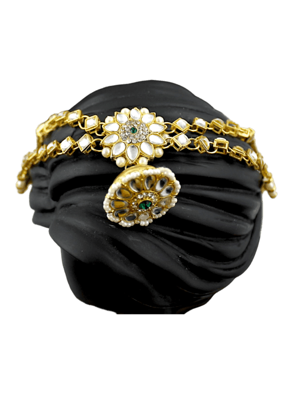 Bor Style: White & Green Matapati