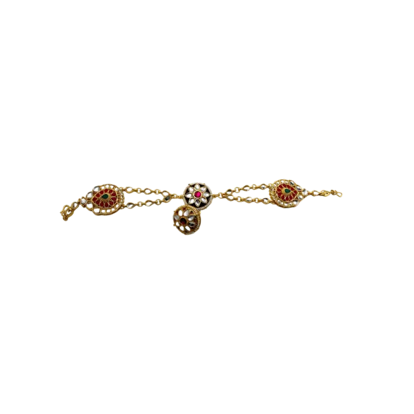 Elegant Bor Style Matapati: Trio Stones