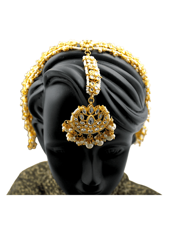 Extravagant White Stone Pearl Matapati Ensemble
