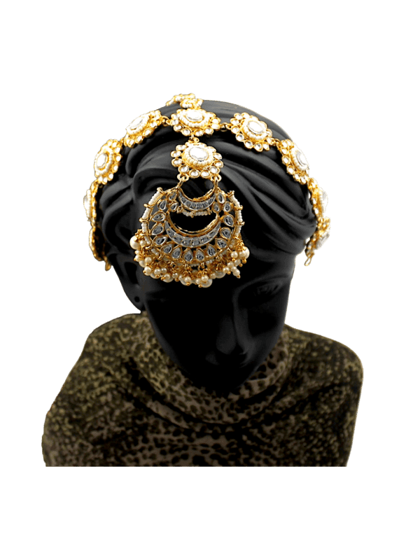 Elegant White Stone Pearl Embellished Matapati