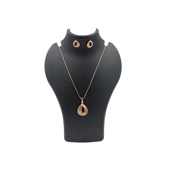 Golden Leap Elegance: Diamond Pendant Set
