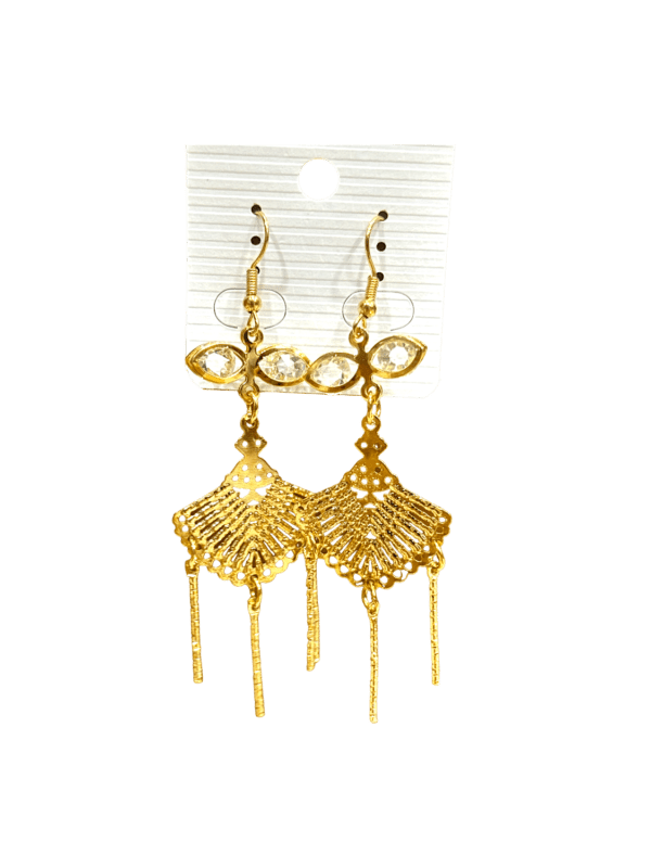 Gold Dangler Earrings: Classy Style