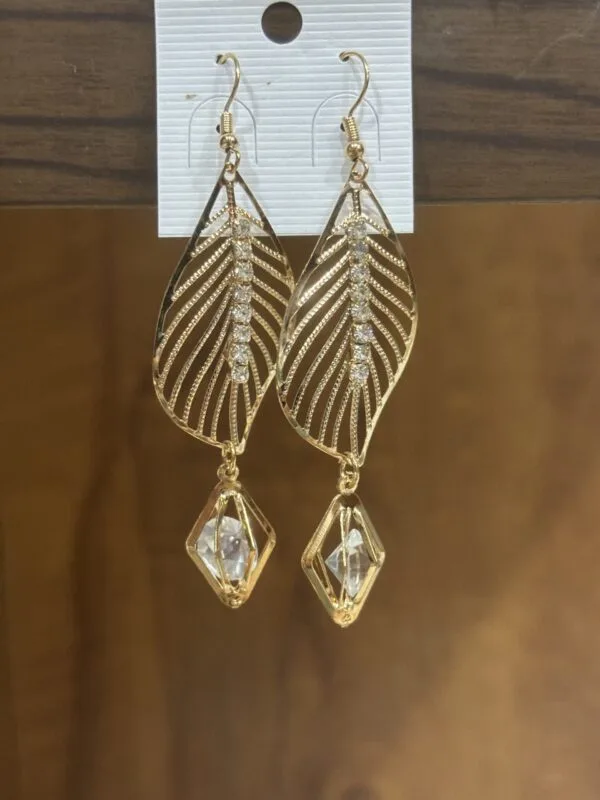 Sleek Golden Metal Dangler Earring