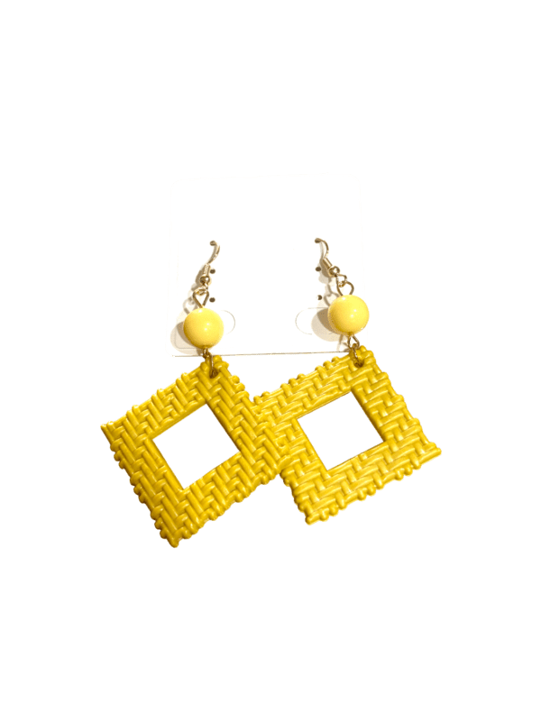 Stylish Solid Earrings: Elevate Your Look